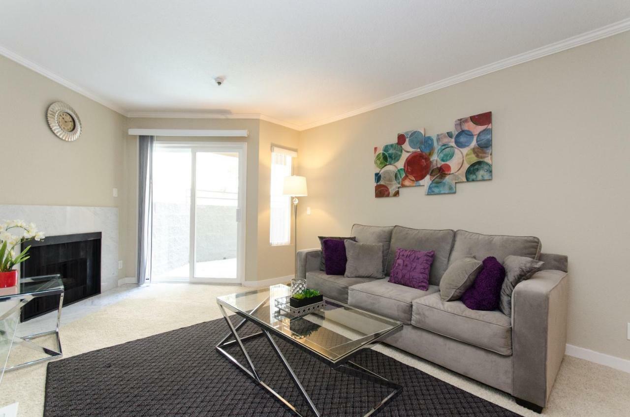 Hollywood Apartment With Balcony Los Angeles Exterior photo